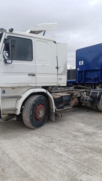 Scania RA 1 36 C - Tractor unit: picture 2 Scania RA 1 36 C - Tractor unit: picture 2