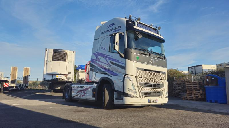 Volvo FH 500 AERO Globetrotter XXL (Location / Rent) - Tractor unit: picture 1 Volvo FH 500 AERO Globetrotter XXL (Location / Rent) - Tractor unit: picture 1