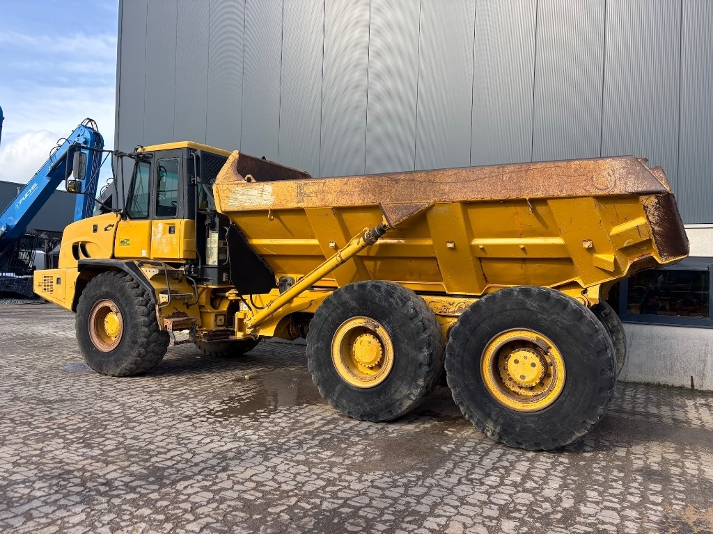 Bell B 25 D - Articulated dumper: picture 3 Bell B 25 D - Articulated dumper: picture 3