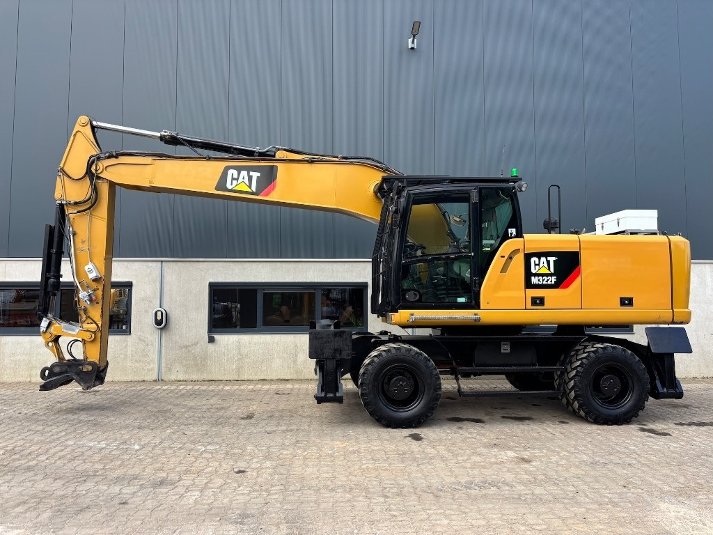CAT M 322 F - M322 - M 320 - M 318  - Wheel excavator: picture 2 CAT M 322 F - M322 - M 320 - M 318  - Wheel excavator: picture 2