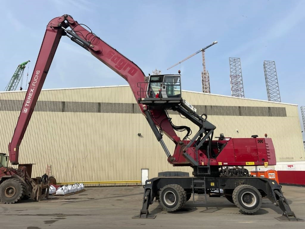 Fuchs MHL385 - MHL390 - MHL 385 - MHL 390 - Waste/ Industry handler: picture 1 Fuchs MHL385 - MHL390 - MHL 385 - MHL 390 - Waste/ Industry handler: picture 1