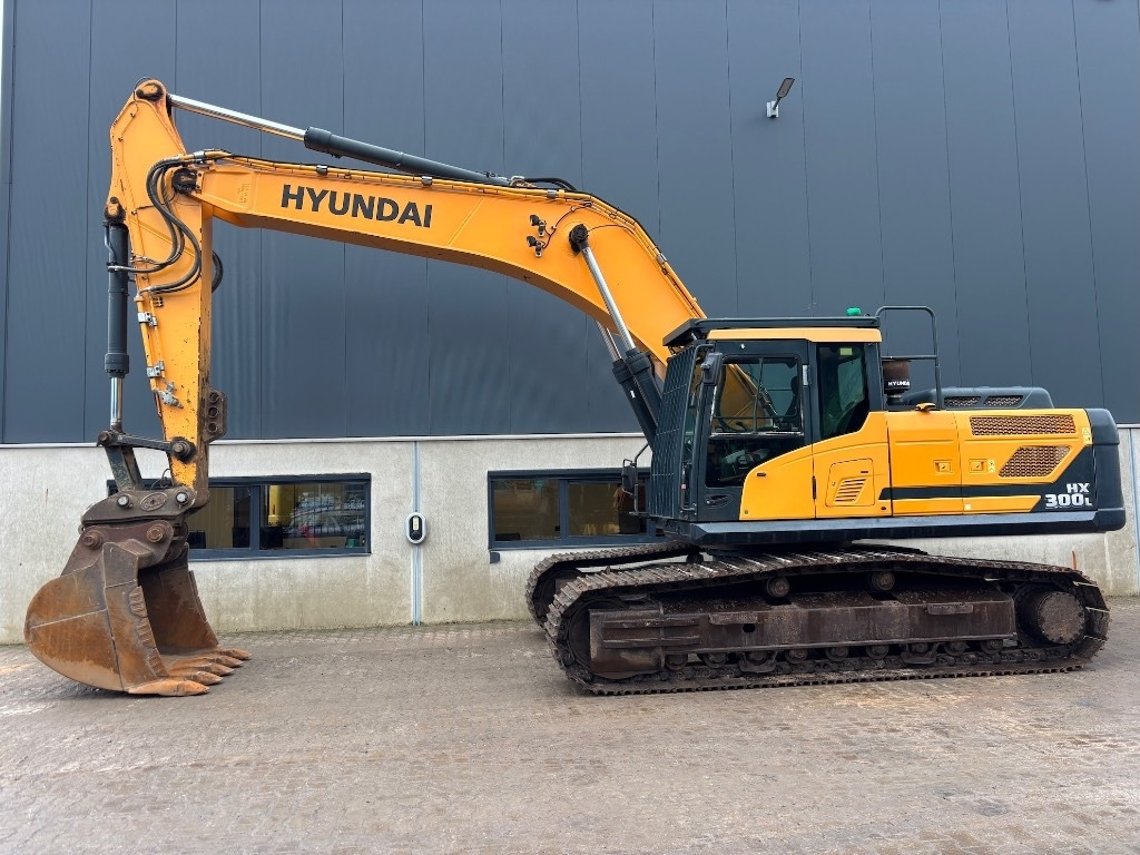 Hyundai HX 300 L - HX300 - HX300L - Crawler excavator: picture 2 Hyundai HX 300 L - HX300 - HX300L - Crawler excavator: picture 2