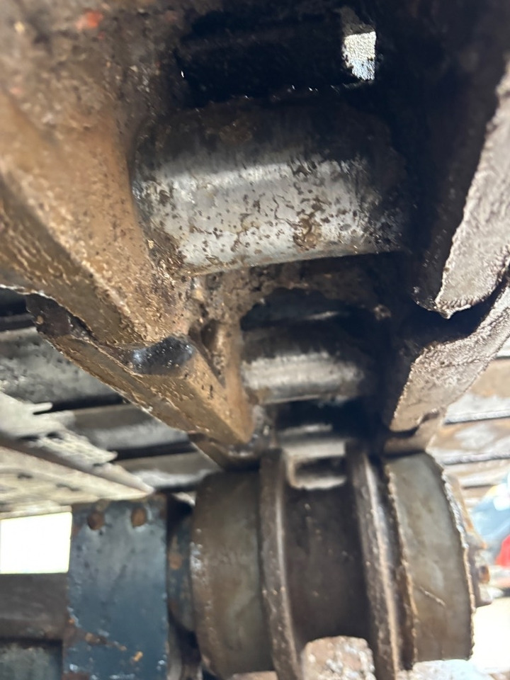 Crawler excavator Hyundai HX 300 L - HX300 - HX300L: picture 35 Crawler excavator Hyundai HX 300 L - HX300 - HX300L: picture 35