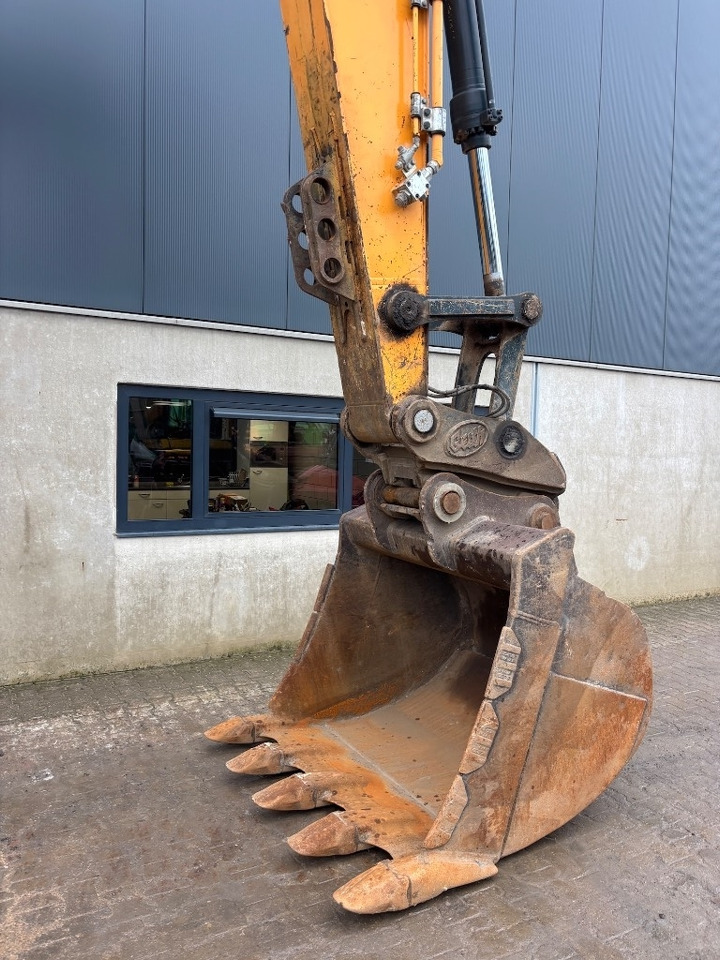 Crawler excavator Hyundai HX 300 L - HX300 - HX300L: picture 12 Crawler excavator Hyundai HX 300 L - HX300 - HX300L: picture 12