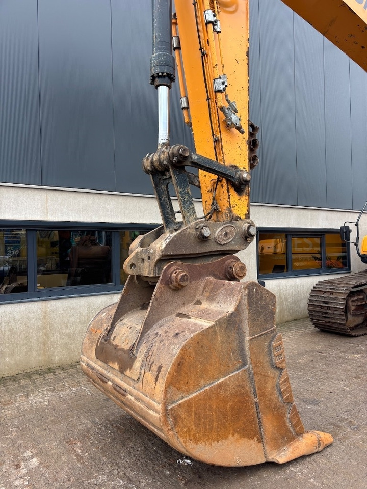 Crawler excavator Hyundai HX 300 L - HX300 - HX300L: picture 10 Crawler excavator Hyundai HX 300 L - HX300 - HX300L: picture 10