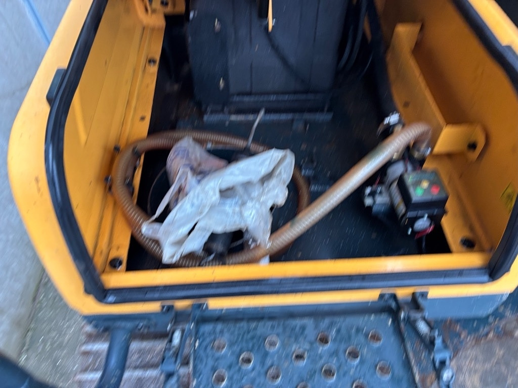 Crawler excavator Hyundai HX 300 L - HX300 - HX300L: picture 28 Crawler excavator Hyundai HX 300 L - HX300 - HX300L: picture 28