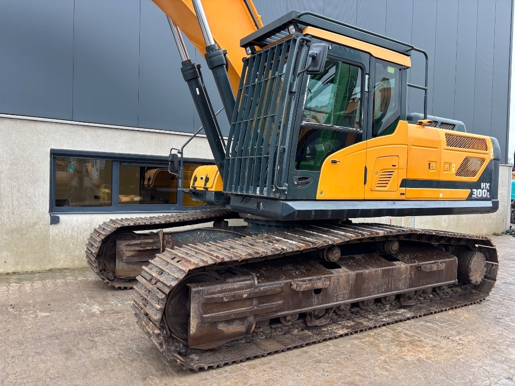 Crawler excavator Hyundai HX 300 L - HX300 - HX300L: picture 13 Crawler excavator Hyundai HX 300 L - HX300 - HX300L: picture 13