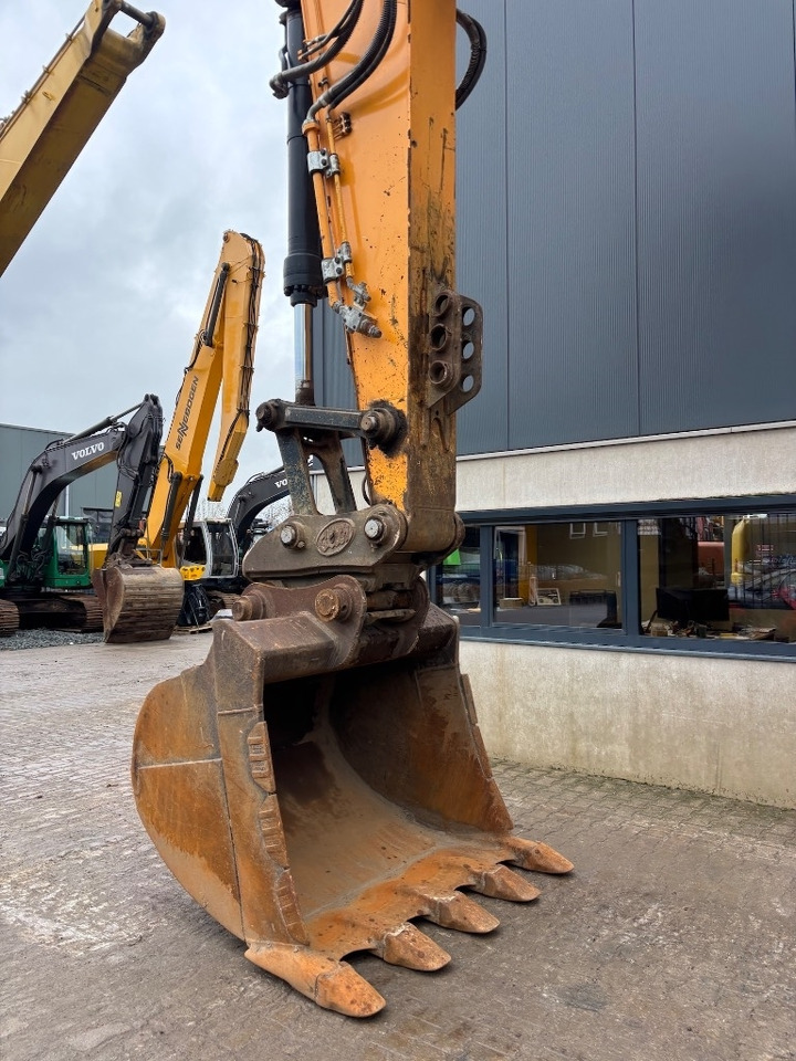 Crawler excavator Hyundai HX 300 L - HX300 - HX300L: picture 9 Crawler excavator Hyundai HX 300 L - HX300 - HX300L: picture 9