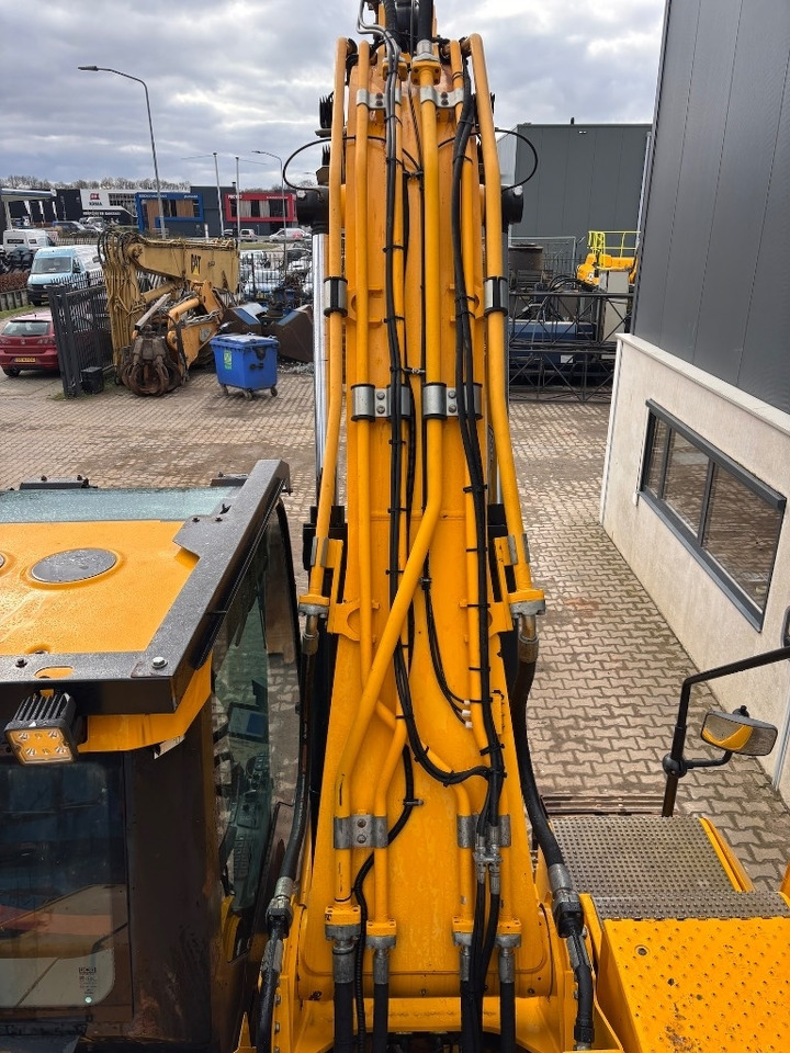 Crawler excavator JCB 220 XL 4F -- 220X lc -- 220 X LC: picture 32