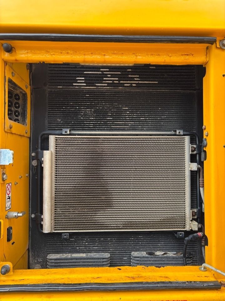 Crawler excavator JCB 220 XL 4F -- 220X lc -- 220 X LC: picture 26