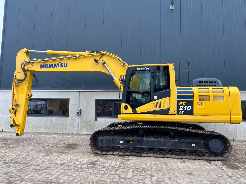 Komatsu PC 210 LC-10 - LIKE NEW - PC210 - PC210LC-10 - Crawler excavator: picture 2 Komatsu PC 210 LC-10 - LIKE NEW - PC210 - PC210LC-10 - Crawler excavator: picture 2