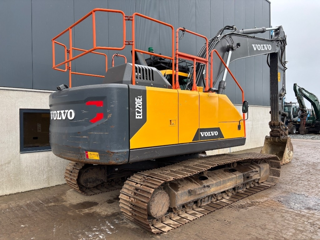 Volvo EC 220 E L - EC220EL - 220EL  - Crawler excavator: picture 4 Volvo EC 220 E L - EC220EL - 220EL  - Crawler excavator: picture 4
