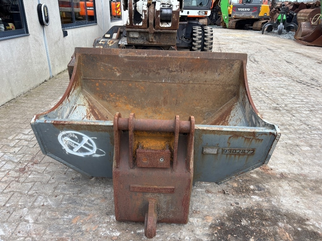 Wheel excavator Volvo EW 210 D - EW210 - EW210D - EW 180 - EW 240: picture 12 Wheel excavator Volvo EW 210 D - EW210 - EW210D - EW 180 - EW 240: picture 12