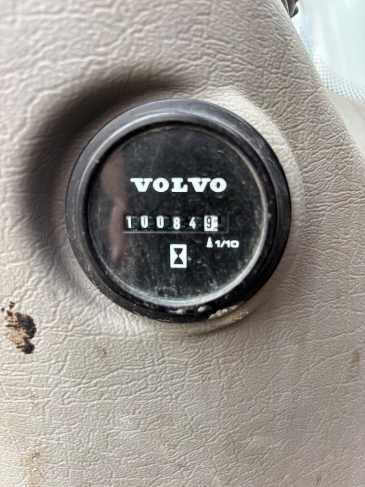 Wheel excavator Volvo EW 210 D - EW210 - EW210D - EW 180 - EW 240: picture 33 Wheel excavator Volvo EW 210 D - EW210 - EW210D - EW 180 - EW 240: picture 33