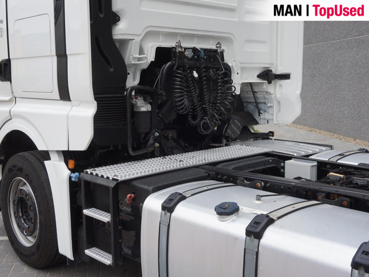 MAN TGX 18.470 BLS 4X2 - Tractor unit: picture 4 MAN TGX 18.470 BLS 4X2 - Tractor unit: picture 4