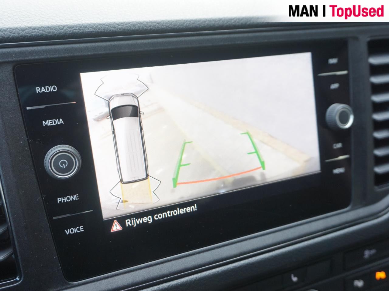 VOLKSWAGEN Crafter 35 2.0 TDI Indium Grey 177PK L3H3 - Panel van: picture 5 VOLKSWAGEN Crafter 35 2.0 TDI Indium Grey 177PK L3H3 - Panel van: picture 5