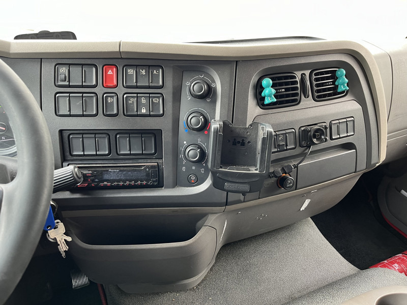 DAF LF 210 FA / 12 Ton / 353 dkm / Koffer / LBW 1500 kg / NL LKW - Box truck: picture 5 DAF LF 210 FA / 12 Ton / 353 dkm / Koffer / LBW 1500 kg / NL LKW - Box truck: picture 5