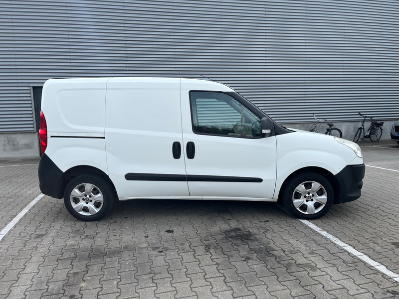 Fiat Dobló Cargo 1.3 MultiJet / NL Van - Small van: picture 2 Fiat Dobló Cargo 1.3 MultiJet / NL Van - Small van: picture 2