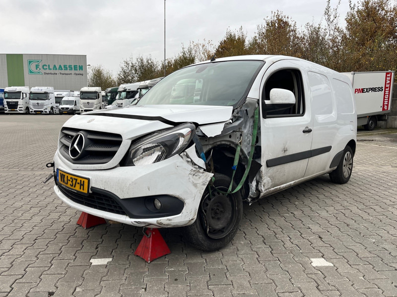 Mercedes-Benz Citan 109 CDI / Extra Lang / UNFALL / DAMAGE - Small van: picture 3 Mercedes-Benz Citan 109 CDI / Extra Lang / UNFALL / DAMAGE - Small van: picture 3