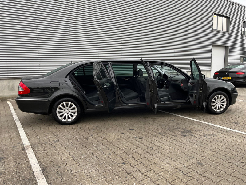 Mercedes-Benz E-Klasse / Limousine / 240 Avantgarde / 4-Matic / 8-pers / APK/TUV 09-2026 - Sedan: picture 3 Mercedes-Benz E-Klasse / Limousine / 240 Avantgarde / 4-Matic / 8-pers / APK/TUV 09-2026 - Sedan: picture 3