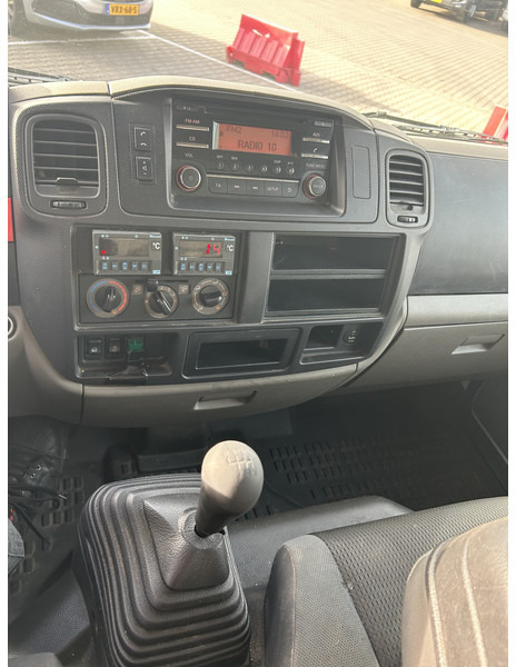 Nissan Cabstar NT400 / Duo Temp Frigo -30 gr / 146 dkm / Blad - Blad / APK TUV 03-26 - Refrigerated van: picture 5 Nissan Cabstar NT400 / Duo Temp Frigo -30 gr / 146 dkm / Blad - Blad / APK TUV 03-26 - Refrigerated van: picture 5