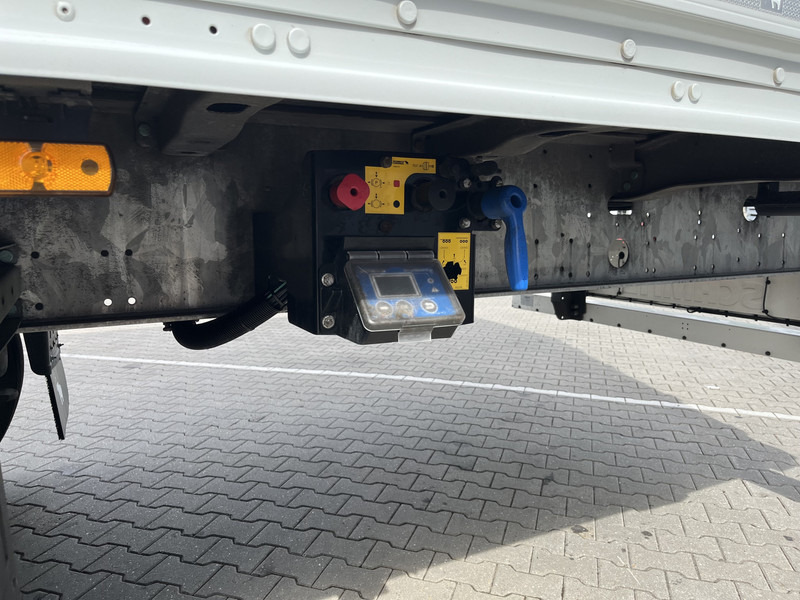 Closed box semi-trailer Schmitz Cargobull SCB S2 / Box Trailer / 2 axle / APK TUV 06-26: picture 7