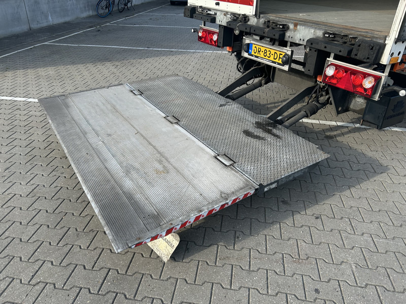 Schmitz Cargobull SCB S3B / Box / Loadlift / 2x Liftas / APK 03-26 - Closed box semi-trailer: picture 5 Schmitz Cargobull SCB S3B / Box / Loadlift / 2x Liftas / APK 03-26 - Closed box semi-trailer: picture 5