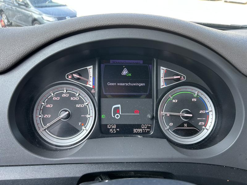 DAF CF 410 FT Space Cab / 309 dkm / Smart Tacho V2 / APK TUV 01-26 - Tractor unit: picture 4 DAF CF 410 FT Space Cab / 309 dkm / Smart Tacho V2 / APK TUV 01-26 - Tractor unit: picture 4