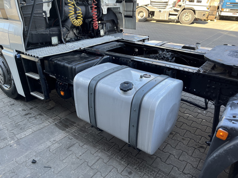 Tractor unit MAN TGX 18.440 XXL / 684 dkm / 2 Tanks / Stand klima / NL truck: picture 14 Tractor unit MAN TGX 18.440 XXL / 684 dkm / 2 Tanks / Stand klima / NL truck: picture 14