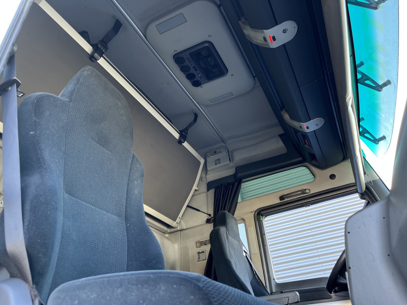 Tractor unit MAN TGX 18.440 XXL / 684 dkm / 2 Tanks / Stand klima / NL truck: picture 8 Tractor unit MAN TGX 18.440 XXL / 684 dkm / 2 Tanks / Stand klima / NL truck: picture 8