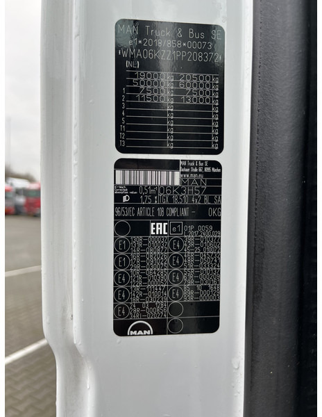 Leasing of MAN TGX 18.510 GX / 2 Tanks / Full LED / APK TUV 02-26 MAN TGX 18.510 GX / 2 Tanks / Full LED / APK TUV 02-26: picture 14 Leasing of MAN TGX 18.510 GX / 2 Tanks / Full LED / APK TUV 02-26 MAN TGX 18.510 GX / 2 Tanks / Full LED / APK TUV 02-26: picture 14