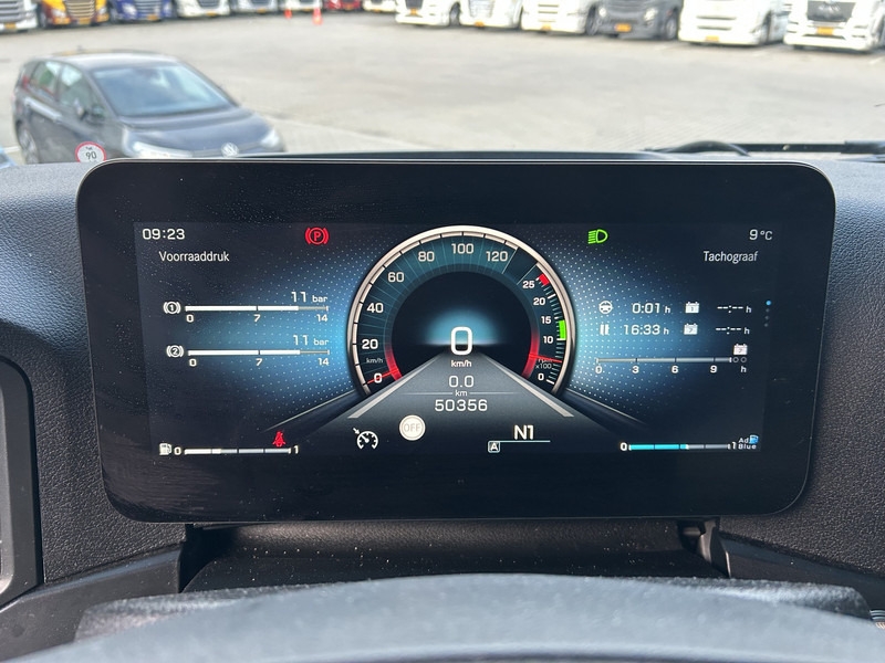 Mercedes-Benz Actros 1840 StreamSpace LS / New Tacho V2 / APK TUV 04-26 - Tractor unit: picture 4 Mercedes-Benz Actros 1840 StreamSpace LS / New Tacho V2 / APK TUV 04-26 - Tractor unit: picture 4