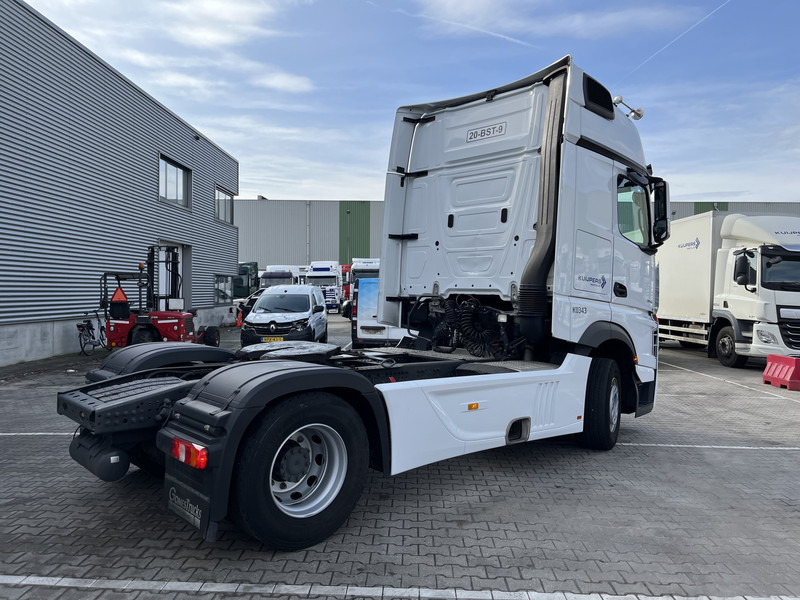 Mercedes-Benz Actros 1842 Gigaspace / 298 km / Full Spoiler / NL truck - Tractor unit: picture 2 Mercedes-Benz Actros 1842 Gigaspace / 298 km / Full Spoiler / NL truck - Tractor unit: picture 2