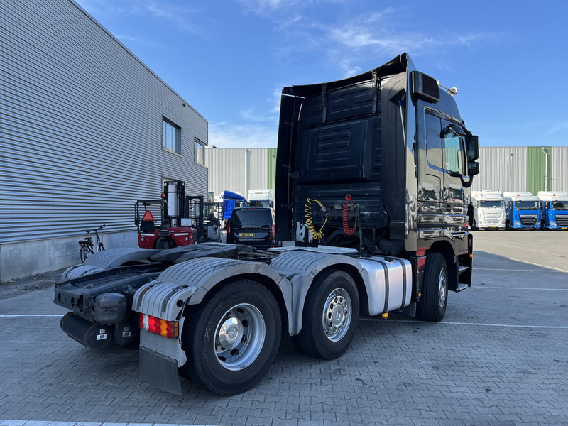 Mercedes-Benz Actros 2546 V6 / MP3 F04 Megaspace / 631 dkm / 6x2 Steer + Lift / NL Truck - Tractor unit: picture 2 Mercedes-Benz Actros 2546 V6 / MP3 F04 Megaspace / 631 dkm / 6x2 Steer + Lift / NL Truck - Tractor unit: picture 2