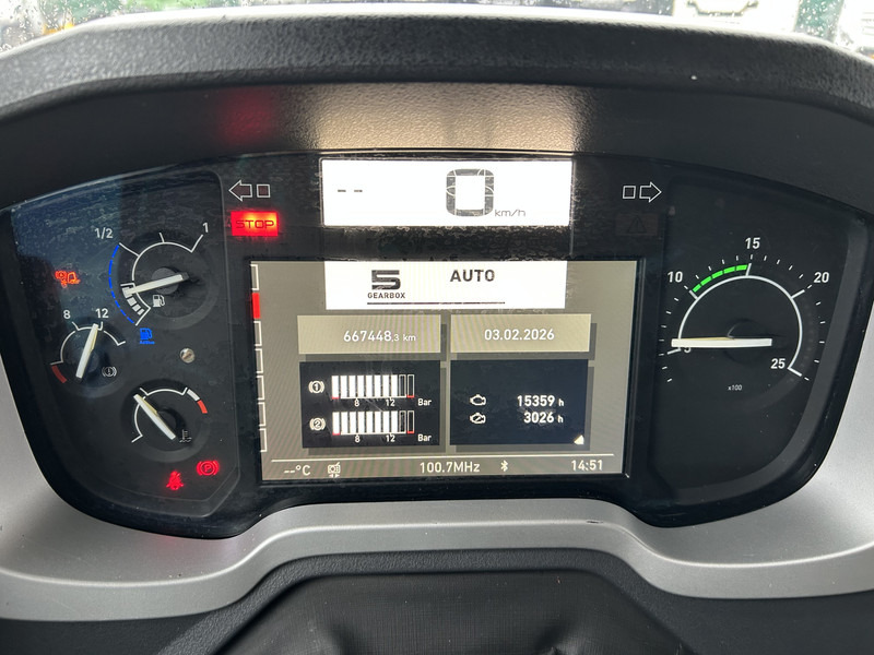 Renault T 380 Comfort / 667 dkm / ECU Problem / NL Truck / APK TUV 07-26 - Tractor unit: picture 4 Renault T 380 Comfort / 667 dkm / ECU Problem / NL Truck / APK TUV 07-26 - Tractor unit: picture 4