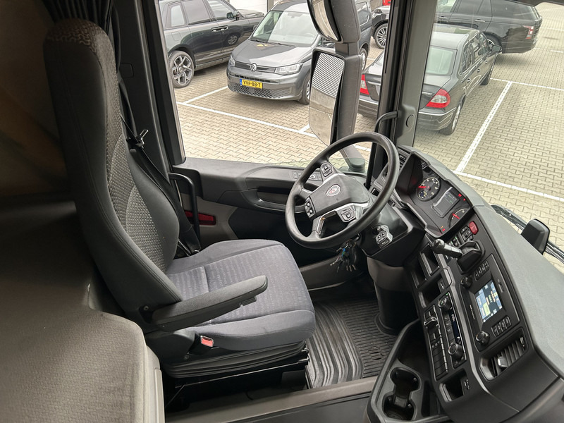 Scania R450 Highline / Retarder / 779 dkm / APK TUV 03-26 - Tractor unit: picture 3 Scania R450 Highline / Retarder / 779 dkm / APK TUV 03-26 - Tractor unit: picture 3