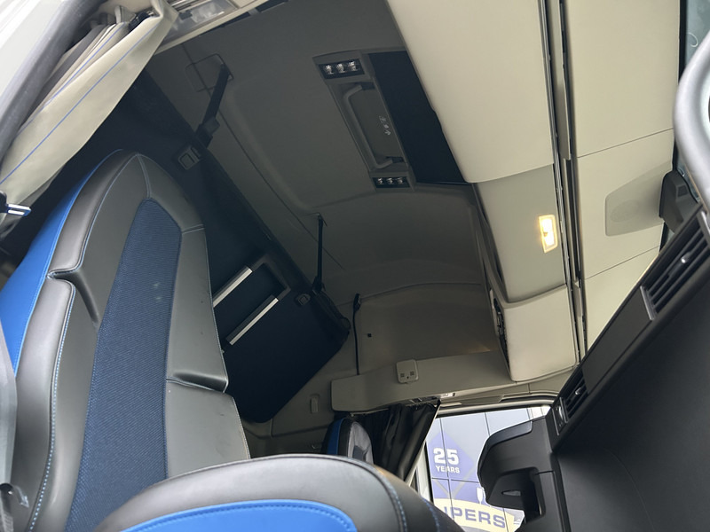 Tractor unit Volvo FH 500 Globetrotter XL / New Tacho V2 / Stand Klima / 2 Tanks / APK TUV 09-26: picture 10