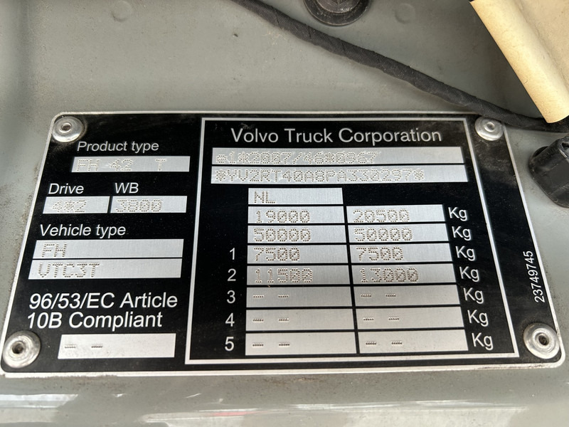 Tractor unit Volvo FH 500 Globetrotter XL / VEB+ / 2 Tanks / New Tacho V2 / APK TUV 07-26: picture 13