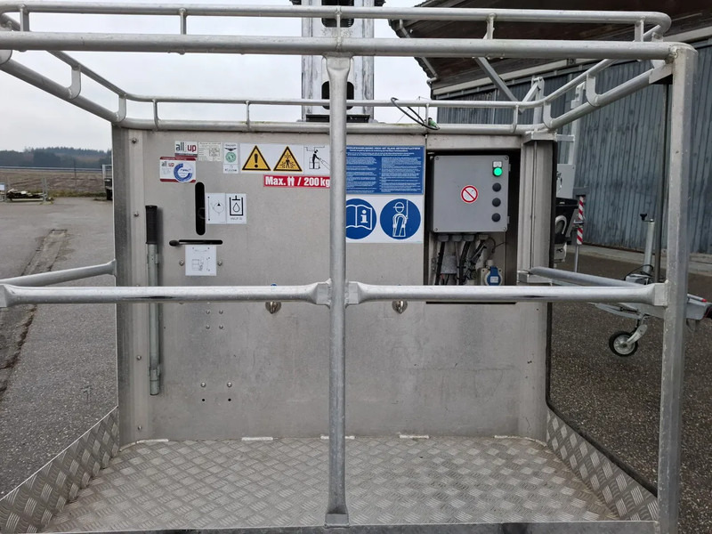 Tower crane KLAAS ALU-KRANBAU GMBH K400 RSX: picture 8 Tower crane KLAAS ALU-KRANBAU GMBH K400 RSX: picture 8