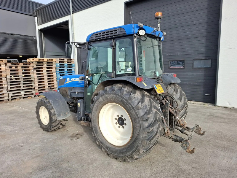 New Holland T4.95 T4.95LP - Farm tractor: picture 5 New Holland T4.95 T4.95LP - Farm tractor: picture 5