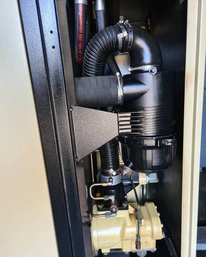 Kompresor śrubowy INGERSOLL RAND IRN 22K-CC 22 kw Falownik - Air compressor: picture 5 Kompresor śrubowy INGERSOLL RAND IRN 22K-CC 22 kw Falownik - Air compressor: picture 5