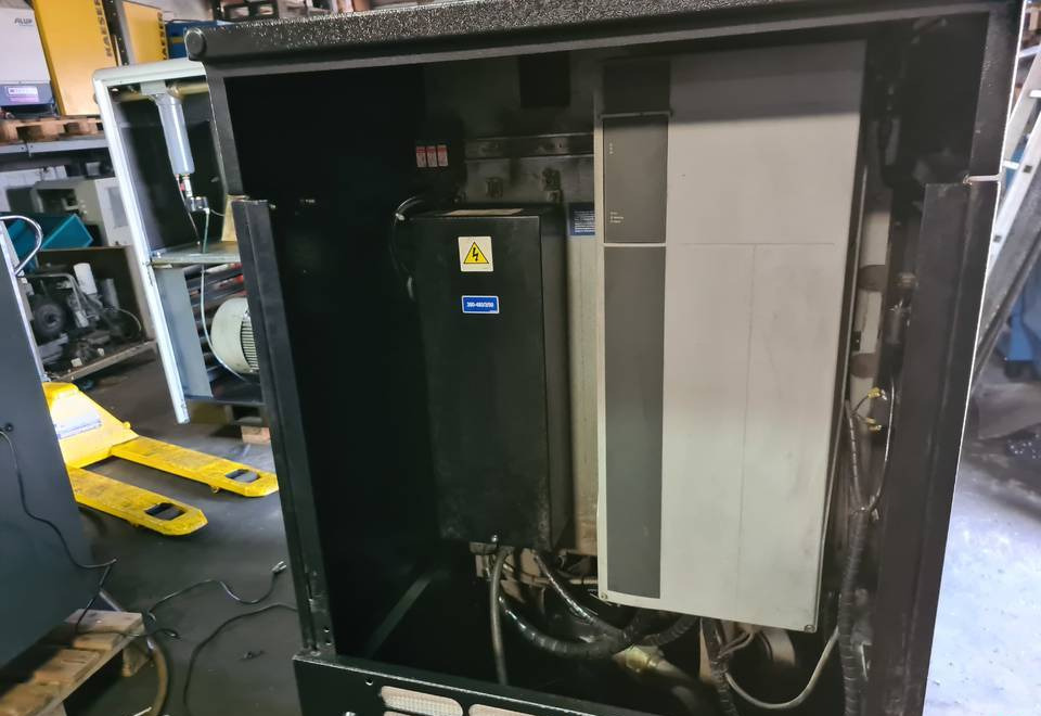 Leasing of Kompresor śrubowy INGERSOLL RAND IRN 22K-CC 22 kw Falownik Kompresor śrubowy INGERSOLL RAND IRN 22K-CC 22 kw Falownik: picture 6 Leasing of Kompresor śrubowy INGERSOLL RAND IRN 22K-CC 22 kw Falownik Kompresor śrubowy INGERSOLL RAND IRN 22K-CC 22 kw Falownik: picture 6