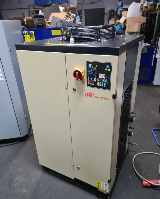 Osuszacz ziębniczy INGERSOLL RAND 13m3 - Food processing equipment: picture 1 Osuszacz ziębniczy INGERSOLL RAND 13m3 - Food processing equipment: picture 1