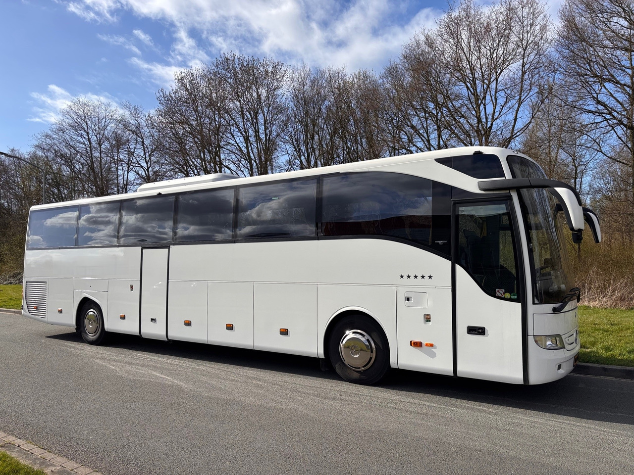 Mercedes TOURISMO RHD-M/2A, 56 pl. (6 gear hand!) - Coach: picture 1 Mercedes TOURISMO RHD-M/2A, 56 pl. (6 gear hand!) - Coach: picture 1