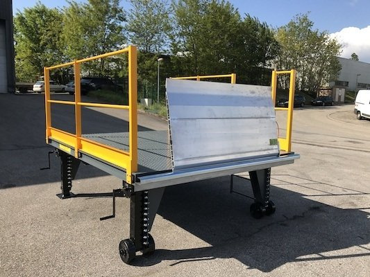 Mobil Loading Table AZ RAMP-SIMPLY 180 -10 T Capacity - Loading ramp: picture 2 Mobil Loading Table AZ RAMP-SIMPLY 180 -10 T Capacity - Loading ramp: picture 2