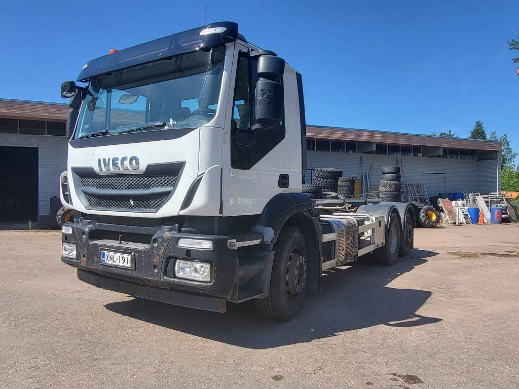 Iveco Stralis-360 - Cable system truck: picture 3 Iveco Stralis-360 - Cable system truck: picture 3