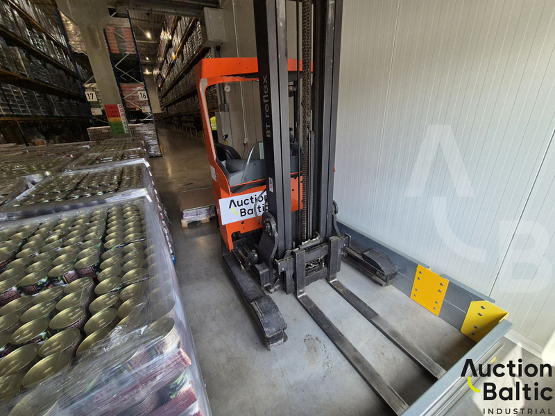BT RR E 140 - Reach truck: picture 3 BT RR E 140 - Reach truck: picture 3