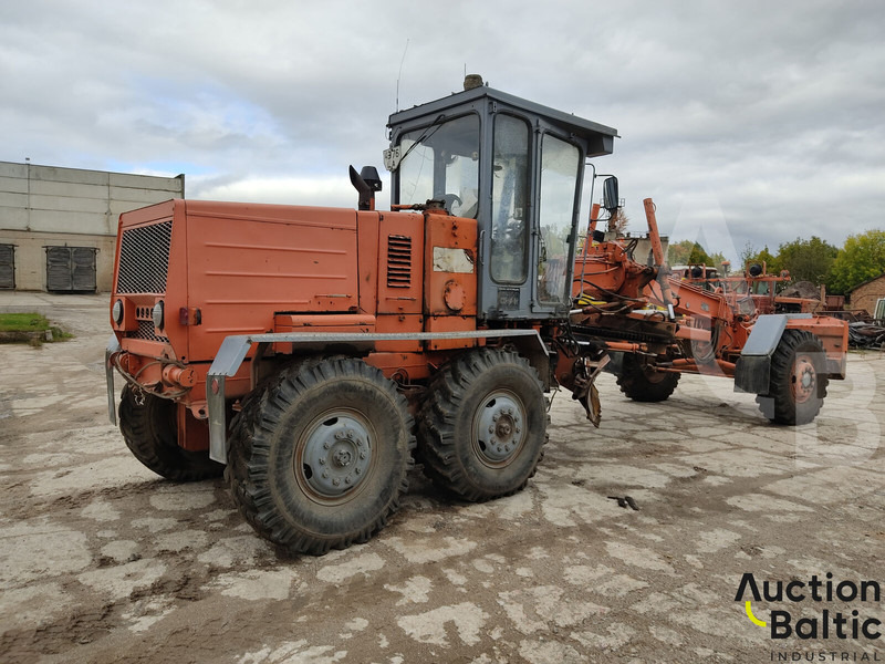 Brianskiy arsenal Brianskij Arsenal GS-14.02 - Grader: picture 5 Brianskiy arsenal Brianskij Arsenal GS-14.02 - Grader: picture 5