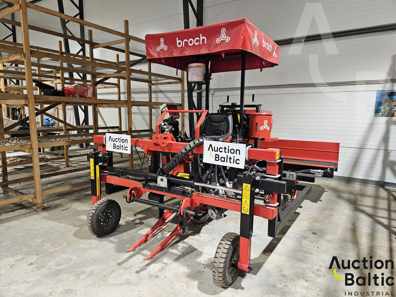 Broch ARAT-1 - Combine harvester: picture 1 Broch ARAT-1 - Combine harvester: picture 1