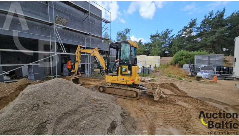 Caterpillar 303 CR - Mini excavator: picture 2 Caterpillar 303 CR - Mini excavator: picture 2